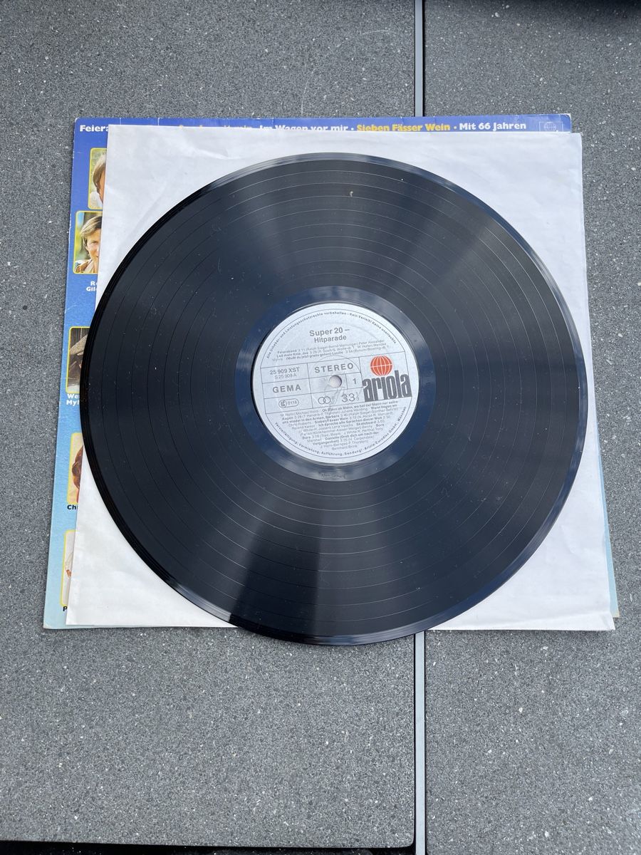 Dischi in vinile: Schallplatte super 20 Hitparade – Usato da Sempach venduto da Nimsaj5 4