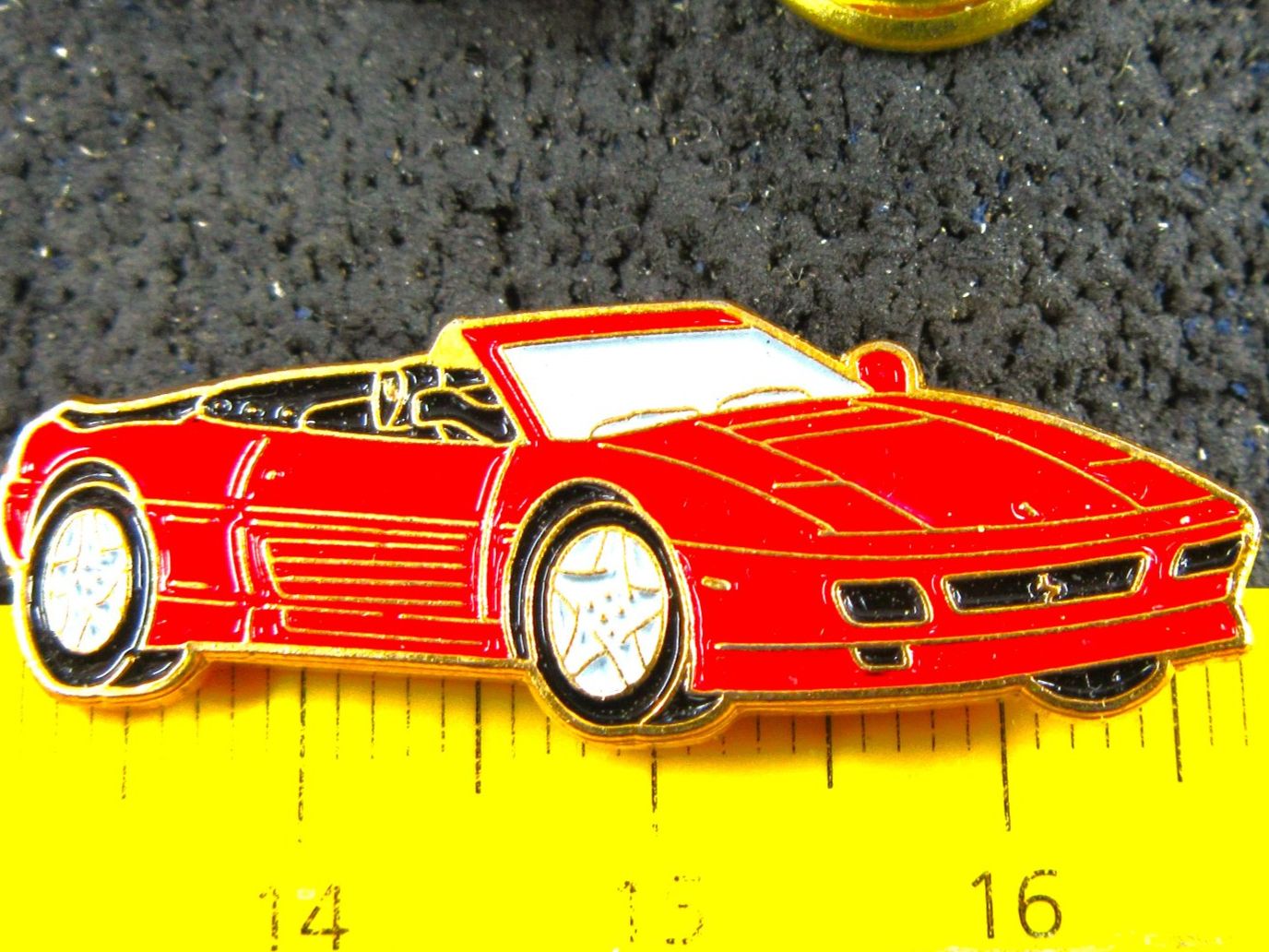 Ferrari Plaketten & Abzeichen: FERRARI 348 SPIDER 1993 ROT CABRIO MIT SECURITY-CLI – Gebraucht aus Ettingen von Hausi4711 1