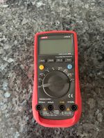 Multimeter UNI-T UT61E True RMS DMM guter Zustand