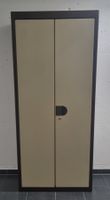 Zweitüriger Metallschrank