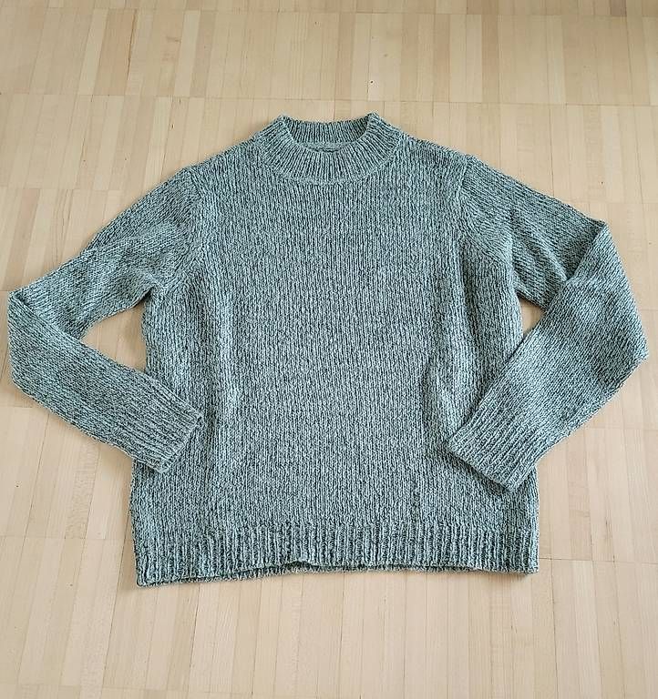 Pulls & Sweat-shirts: Warmer Pulli Gr. L ( eher M) – D'occasion à Therwil par cha_m68j