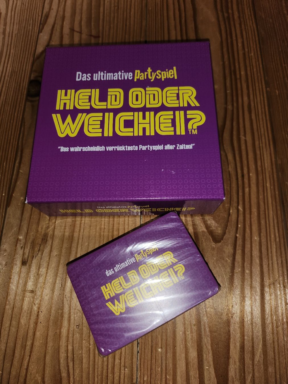 Giochi: Partyspiel "Held oder Weichei?" ab 16 J. – Nuovo e nell'imballaggio originale da Edlibach venduto da Silvanius