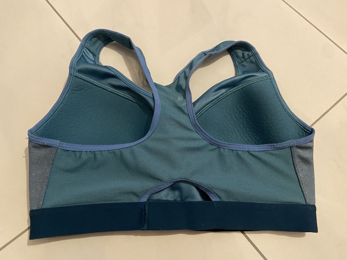 Nike Sonstige Unterwäsche: Nike Sport BH Gr. M – Gebraucht aus Zürich von es8046 1