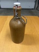 Braune Bügelflasche mit Verschluss - Ideal für Wein & Schnap