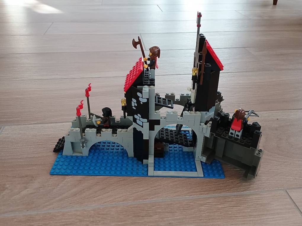 Lego Kit di costruzioni: LEGO CASTLE 6075 Wolfpack Tower 1992 – Usato da Kaufdorf venduto da TequilaSunrise 4