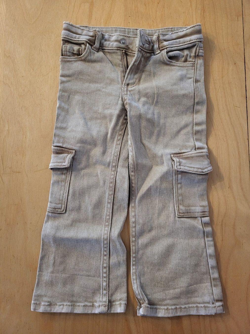 H&M Pantaloni: Coole H&M Cargo Hose, Gr. 98 – Usato da Urnäsch venduto da Rteppich 1