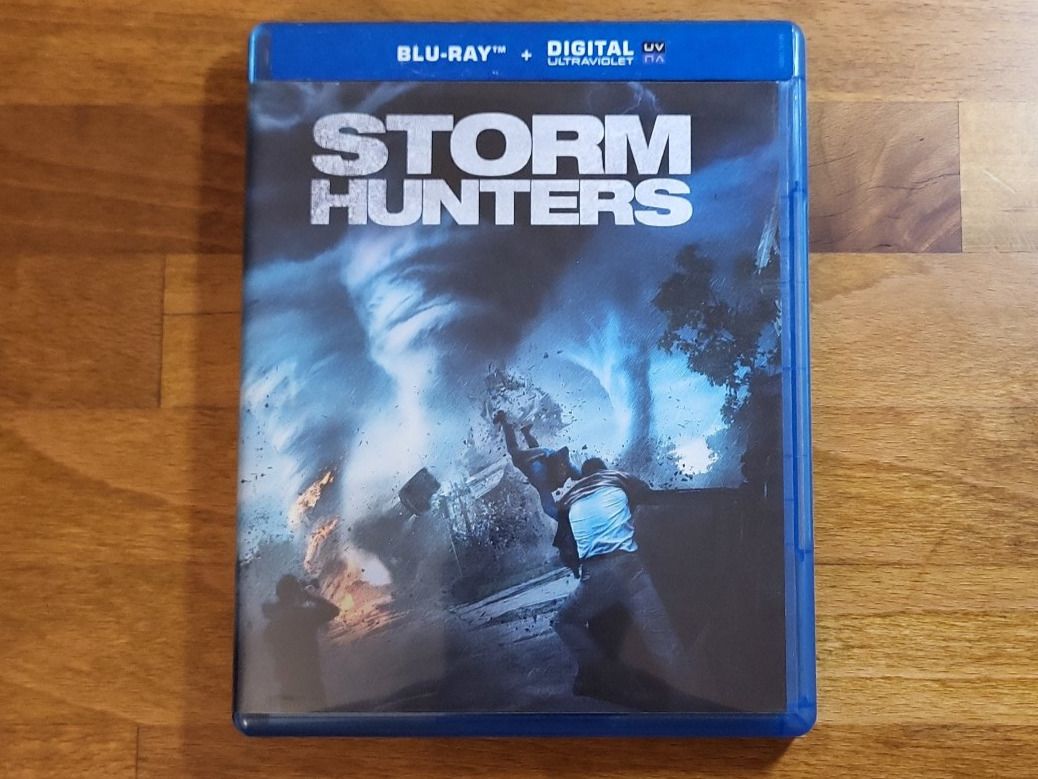 Tutti i DVDs: Storm Hunters (2014) RAR – Usato da Pfungen venduto da Whitie