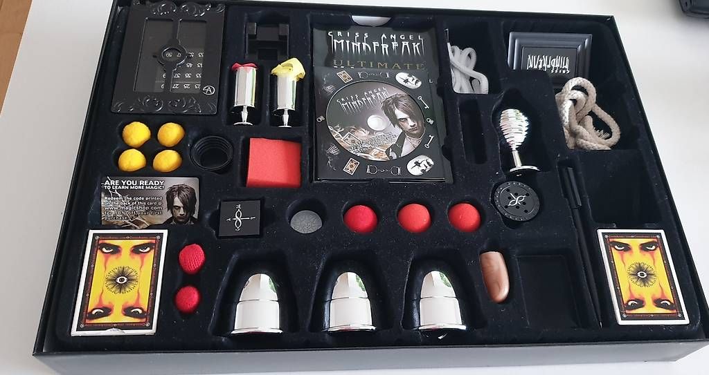 Sammelbilder & Trading cards: Chriss Angel Ultimate Magic Kit / Zauberkoffer – Gebraucht aus Menziken von Shandor66 1