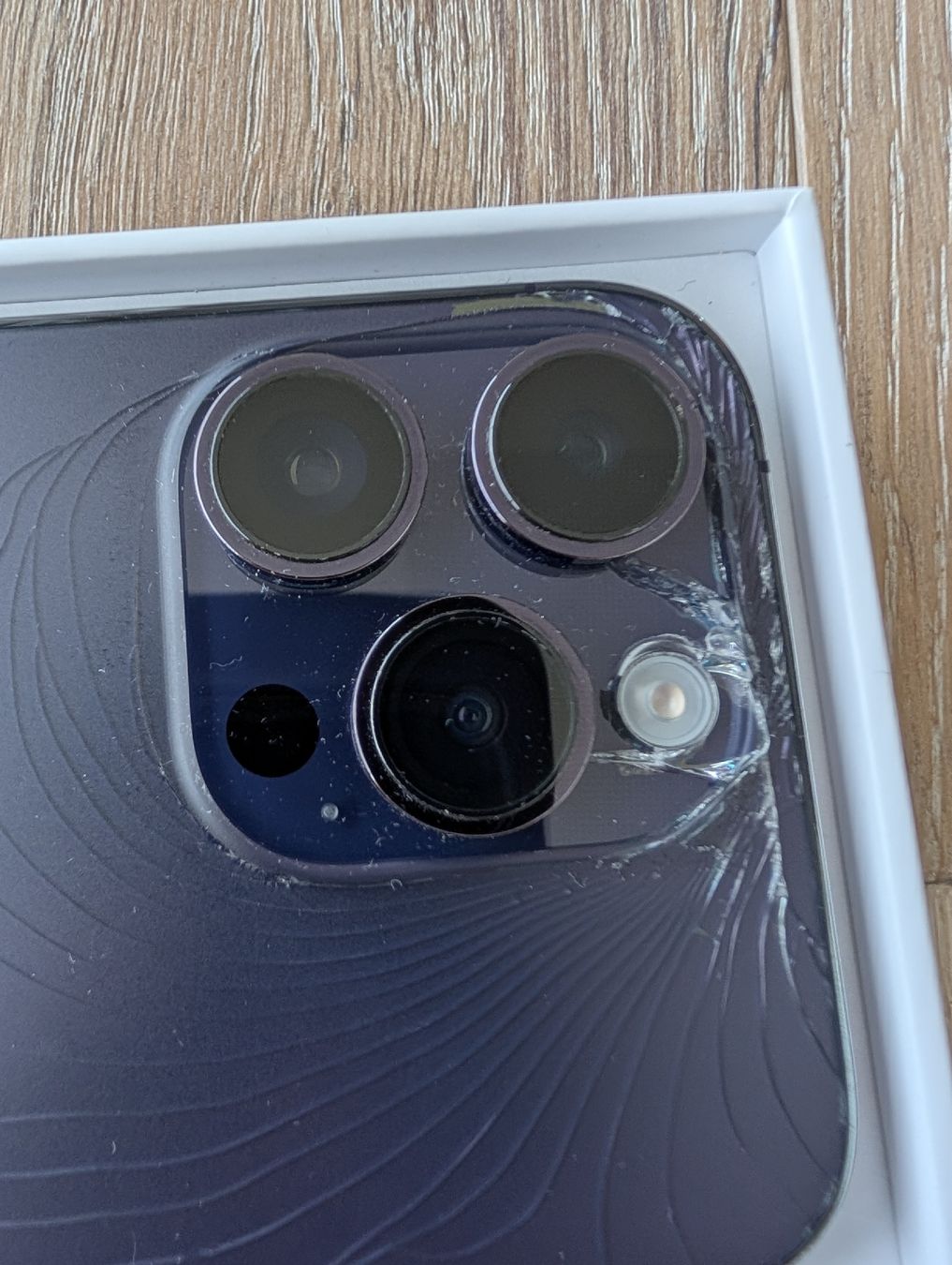 Apple Portables: iPhone 14 Pro 256GB Deep Purple  – D'occasion à Jona par Tsei 4