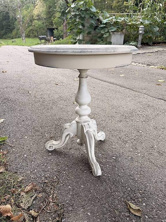 Tavoli: Beistelltisch Shabby Chic – Usato da Opfertshofen SH venduto da pat_zk67