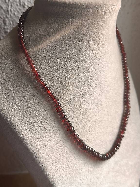 Catenine: Steinkette dunkelrot (45cm) – Usato da Basel venduto da bellespirit 4