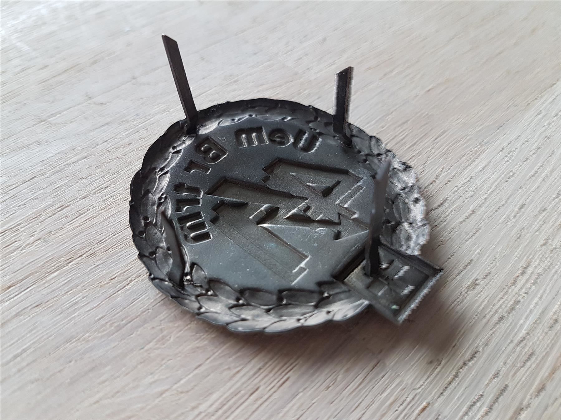Placchette & Badge: Béret Emblem Uem Br Trm 41 – Usato da Erlinsbach venduto da S700 1