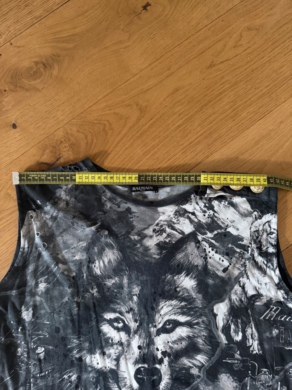 Balmain T-Shirts: Balmain 2017 Wolf T Shirt – Gebraucht aus Zürich von ank_5qjk 5