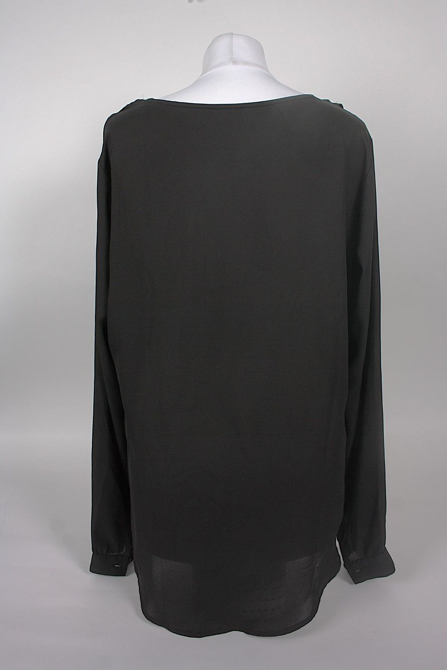 Camicette: CHICOREE schwarze Bluse L – Usato da Zollikofen venduto da Restwert_Zollikofen 2