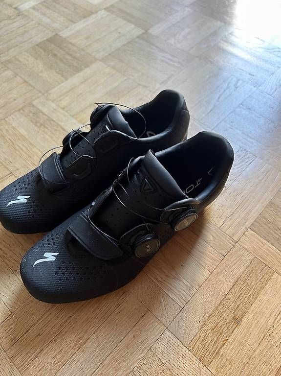 Scarpe da uomo: Rennradschuhe Specialized Torch 3.0, Gr 37, schwarz – Usato da Zürich venduto da Nia_S