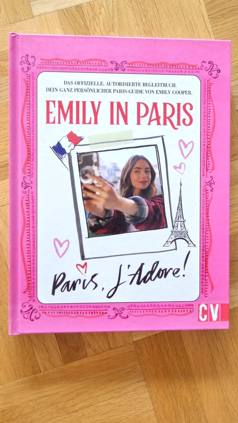 Libri: Emily in Paris -  Buch neuwertig – Nuovo (secondo la descrizione) da Klingnau venduto da anduril_25