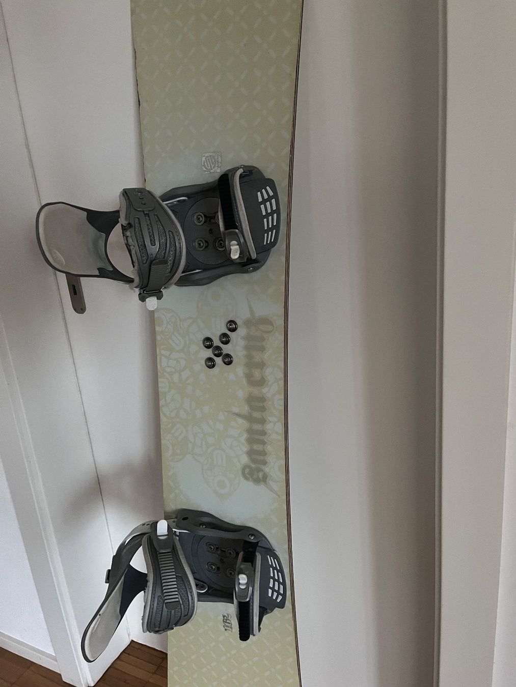 Santa Cruz Boards: Snowboard Santa Cruz 160cm – Gebraucht aus Zürich von  5