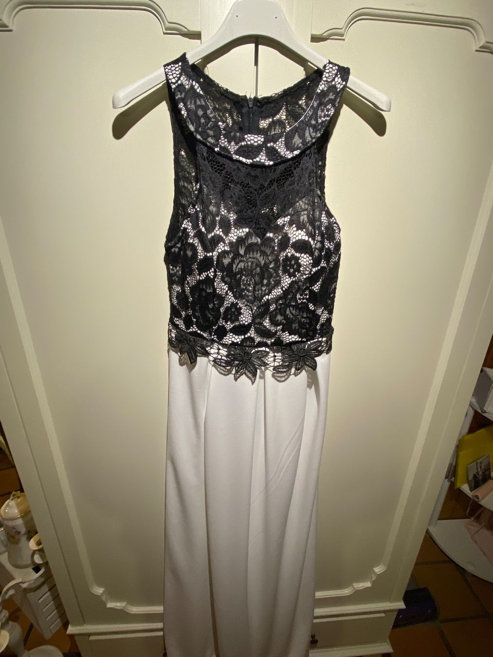 Vestiti: VINTAGE DAMENKLIED WEISS-SPITZEN SCHWARZ – Nuovo e nell'imballaggio originale da Meienried venduto da ManuelaBoutique