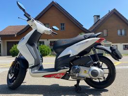 Roller in TOP Zustand, frisch ab MFK
