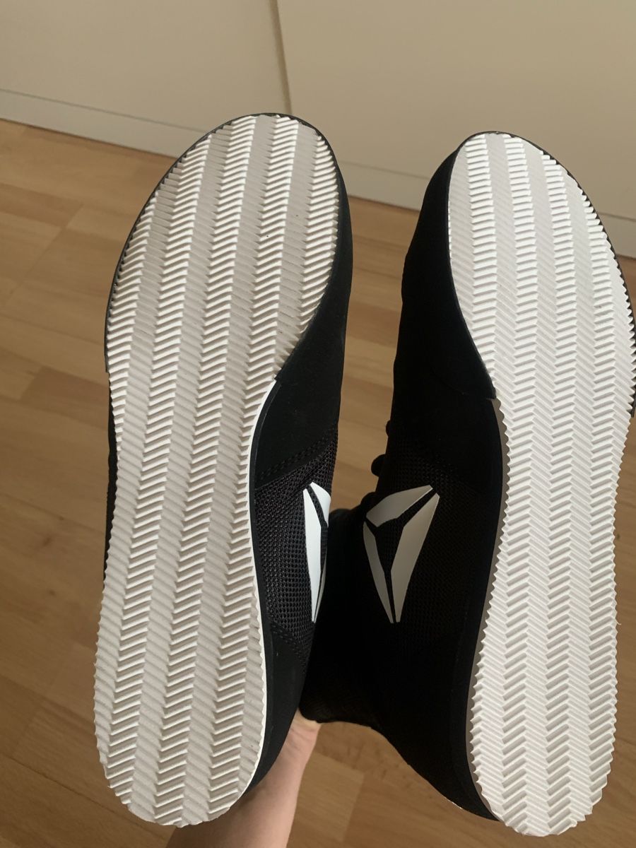 Reebok Herrenschuhe: Reebok chaussures de boxe noir taille 44 – Neu und originalverpackt aus Lausanne von eri_wtq8 3