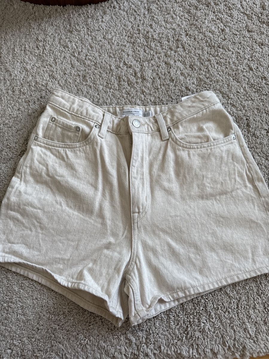 Other Stories Pantaloni: & other stories shorts – Nuovo (secondo la descrizione) da Bern venduto da FashionK92