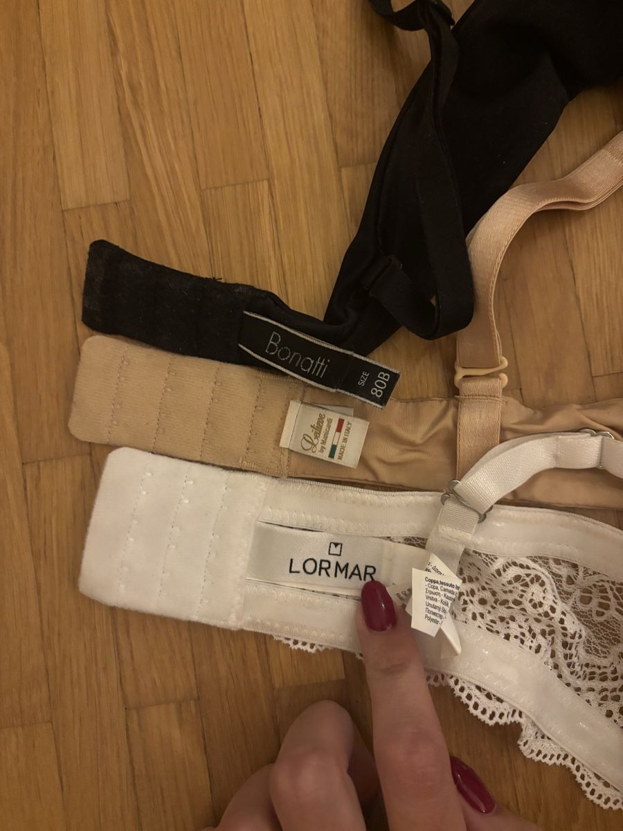 Sonstige Unterwäsche: 3 push up bhs 80B – Gebraucht aus Winterthur von savic247 2