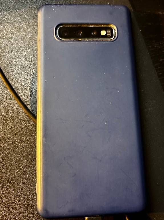 Handys / Smartphones: Samsung Galaxy S10+ Dual SIM - 128 Go - Accessoires complets – Gebraucht aus Lausanne von bastani 1