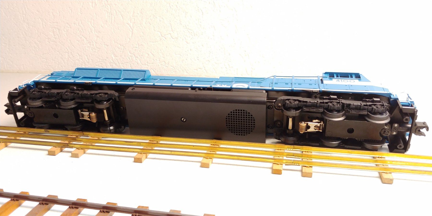 Kato Modelleisenbahnen: EMD SD80MAC 0 Diesellok – Gebraucht aus Waltenschwil von Ardnas007 2