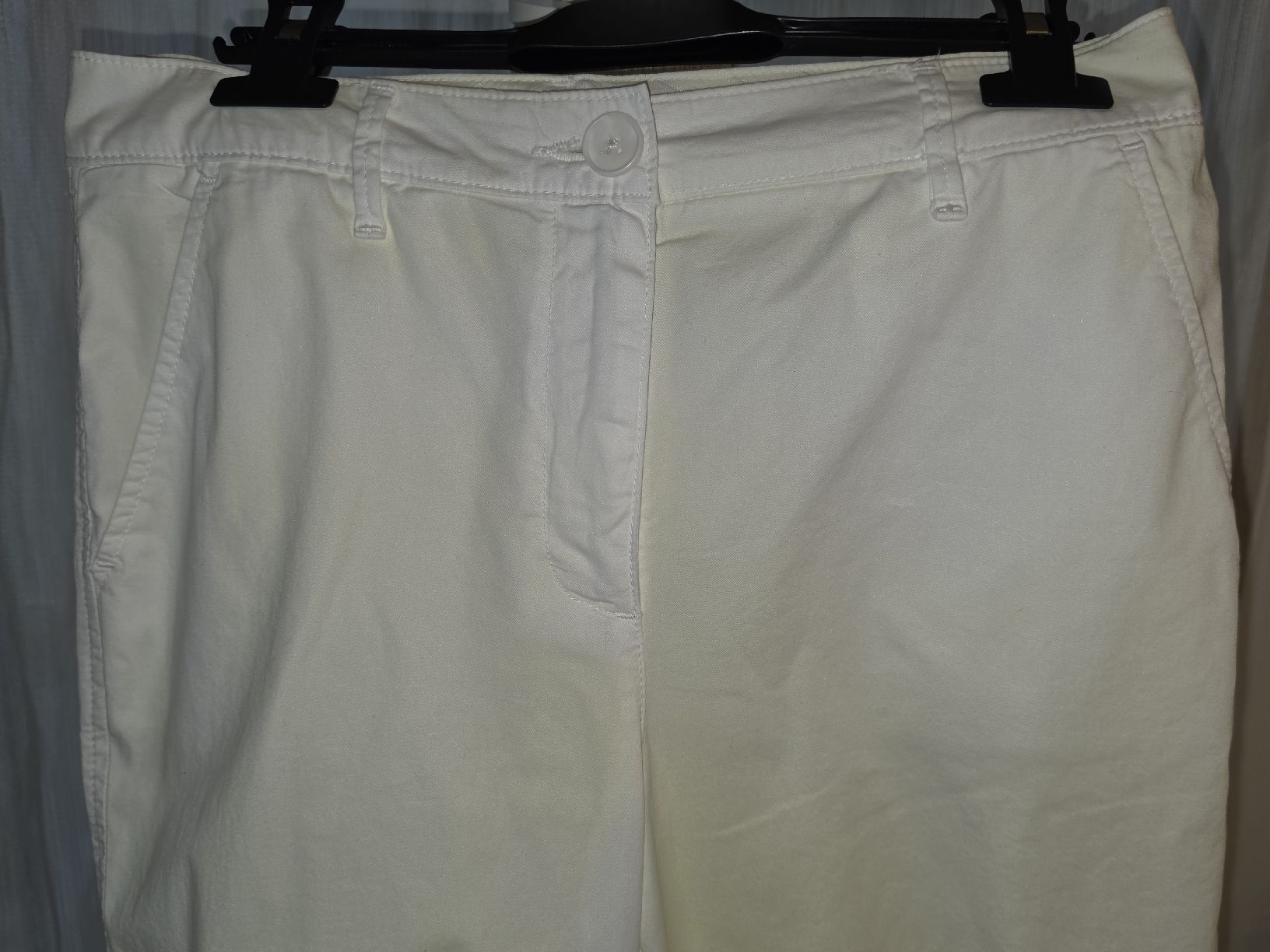 Caroll Pantaloni: Pantalon crème Caroll taille 36. – Nuovo (secondo la descrizione) da CASLANO venduto da Bebesa 1