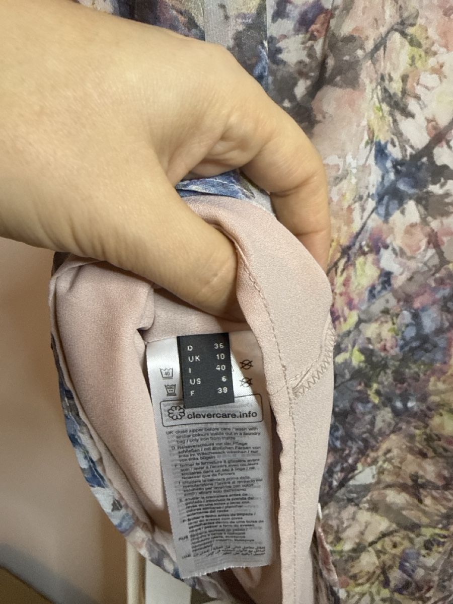 Esprit Vestiti: Floral dress, Lightweight Spring , Elegant Design – Usato da Effretikon venduto da lio_gjr8 3
