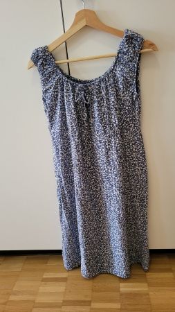 Herziges Blümchenkleid, Gr. M