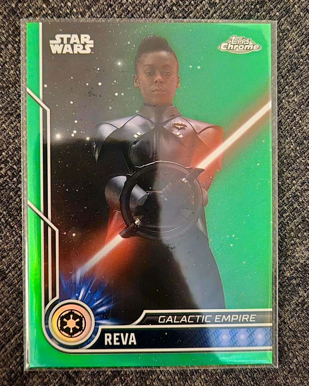Topps Carte collezionabili: Topps Chrome Star Wars 2023 Reva 03/99 Green Refractor – Nuovo (secondo la descrizione) da Zofingen venduto da Indigo47