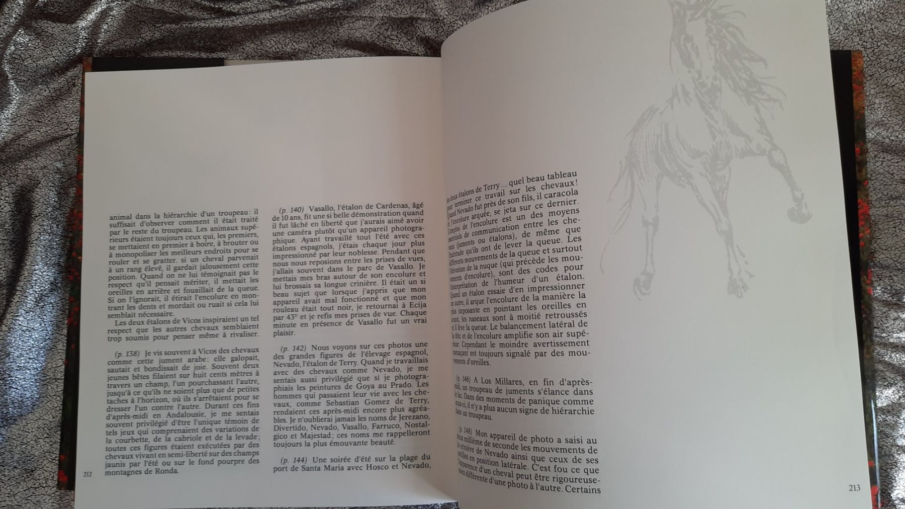 Libri: EQUUS le cheval nu - ROBERT VAVRA – Usato da Lausanne venduto da BrigitteAnne 3