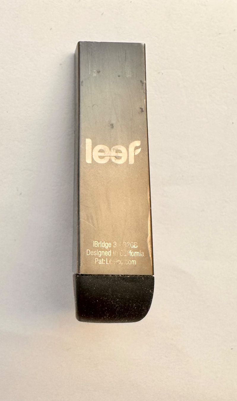 Chiavette USB: Leef iBridge 3 32 GB (Lightning) – Usato da Hermetschwil-Staffeln venduto da Mobile2013