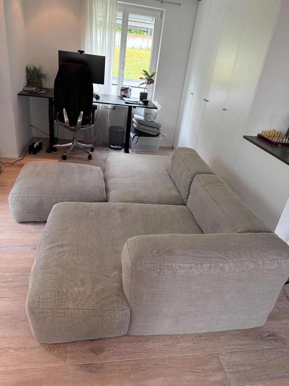 Hay Sofas: HAY Mags Soft, Ecksofa mit Hocker, hellbeige – Gebraucht aus Kilchberg ZH von benalexsi 2