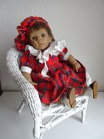 Künstlerpuppe "Kind in rotem Kleid"