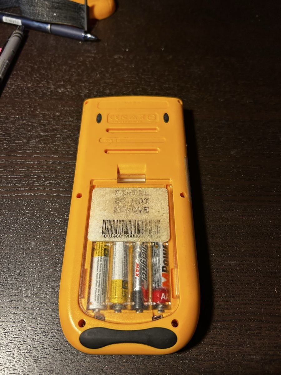 Texas Instruments Taschenrechner: Texas Instruments TI-84 – Gebraucht aus Rüti ZH von WLeviZ 1