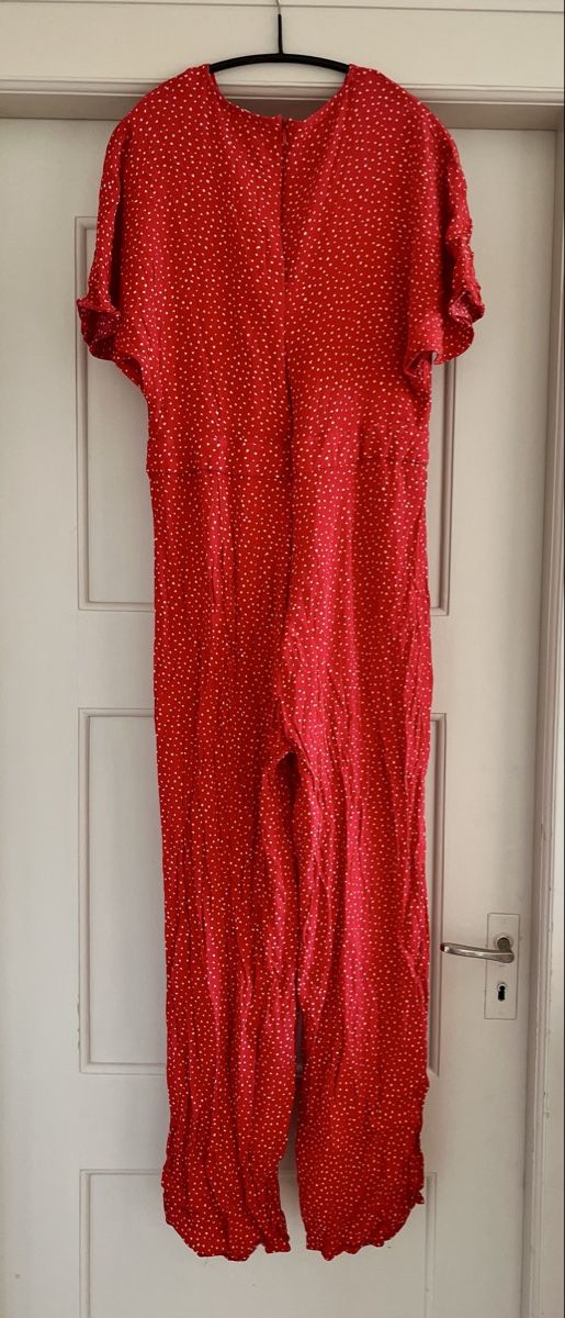 Mango Jumpsuits: Jumpsuit rot Mango Grösse L  – D'occasion à Winterthur par Mahonyy 2