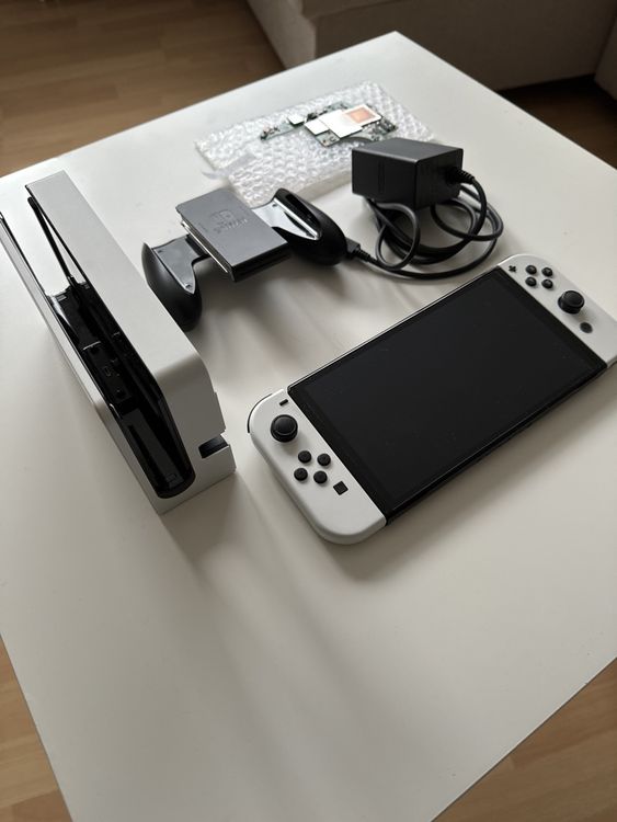 Nintendo Switch OLED hacked / mod chip | Kaufen auf Ricardo