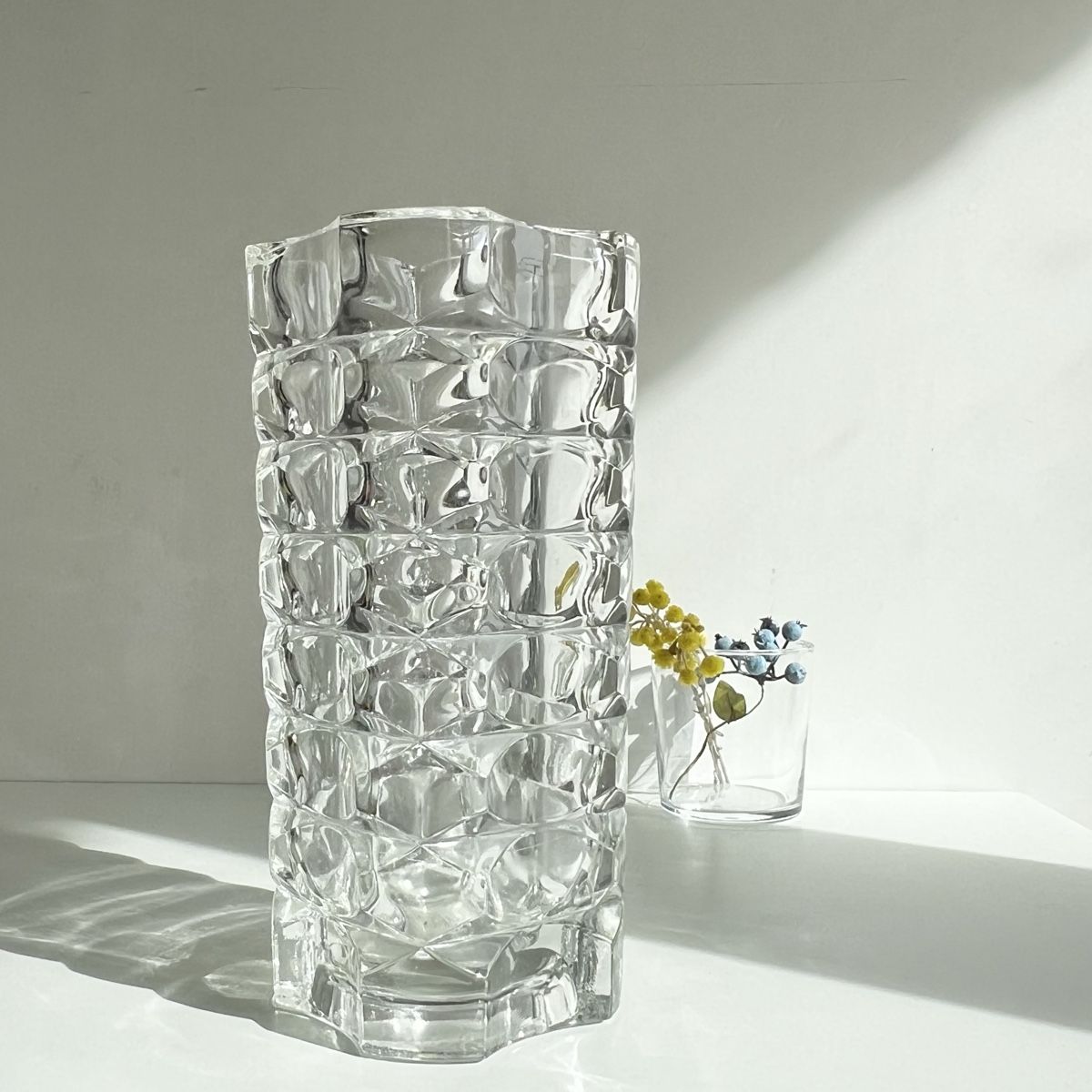 : Luminarc Vase Windsor by J.G Durand  – Usato da Oberägeri venduto da Theonose74 1