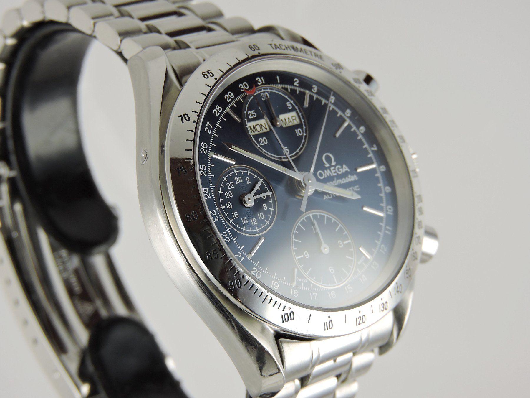 Omega Orologi: 1994 Omega Speedmaster Triple-Date Chronograph - Serviced – Usato da Bern venduto da Vintage-Oyster 5