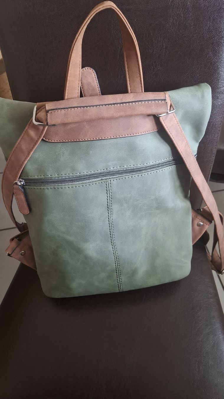 Sacs femmes: Rucksack Tasche Damen – D'occasion à Wäldi par Fergiu 3