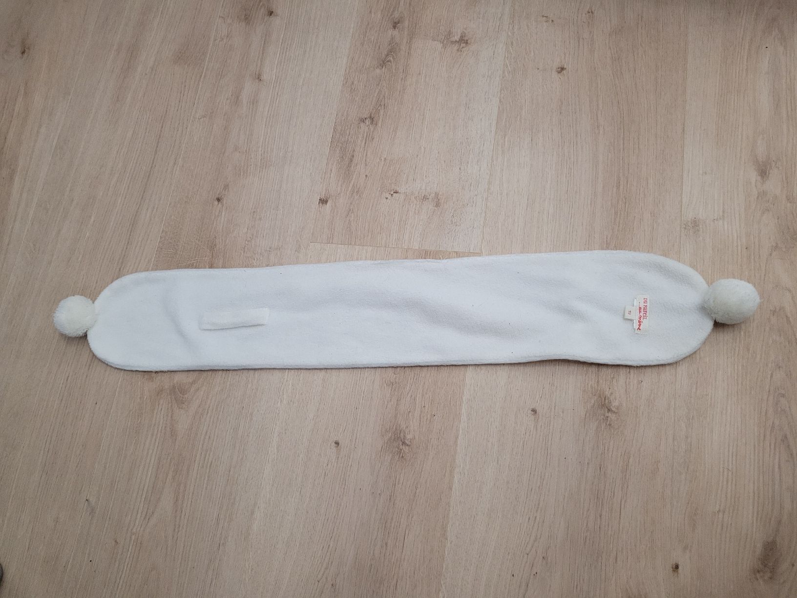 Altro abbigliamento per bambina: kurzer süsser Schaal – Usato da Lupsingen venduto da sta_wgg5 3