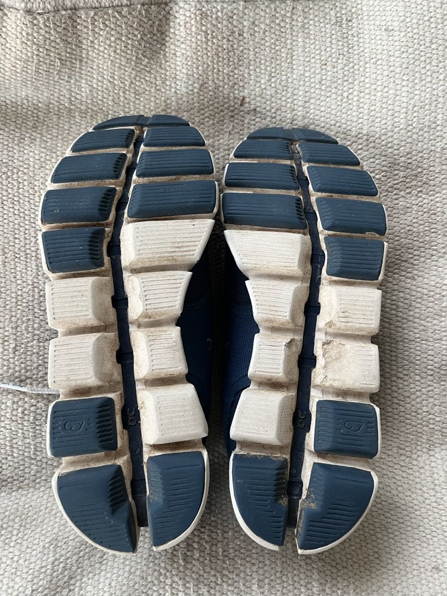 On Scarpe da uomo: On Schuhe Cloud 36,5 – Usato da Wetzikon ZH venduto da joc_p8jn 2