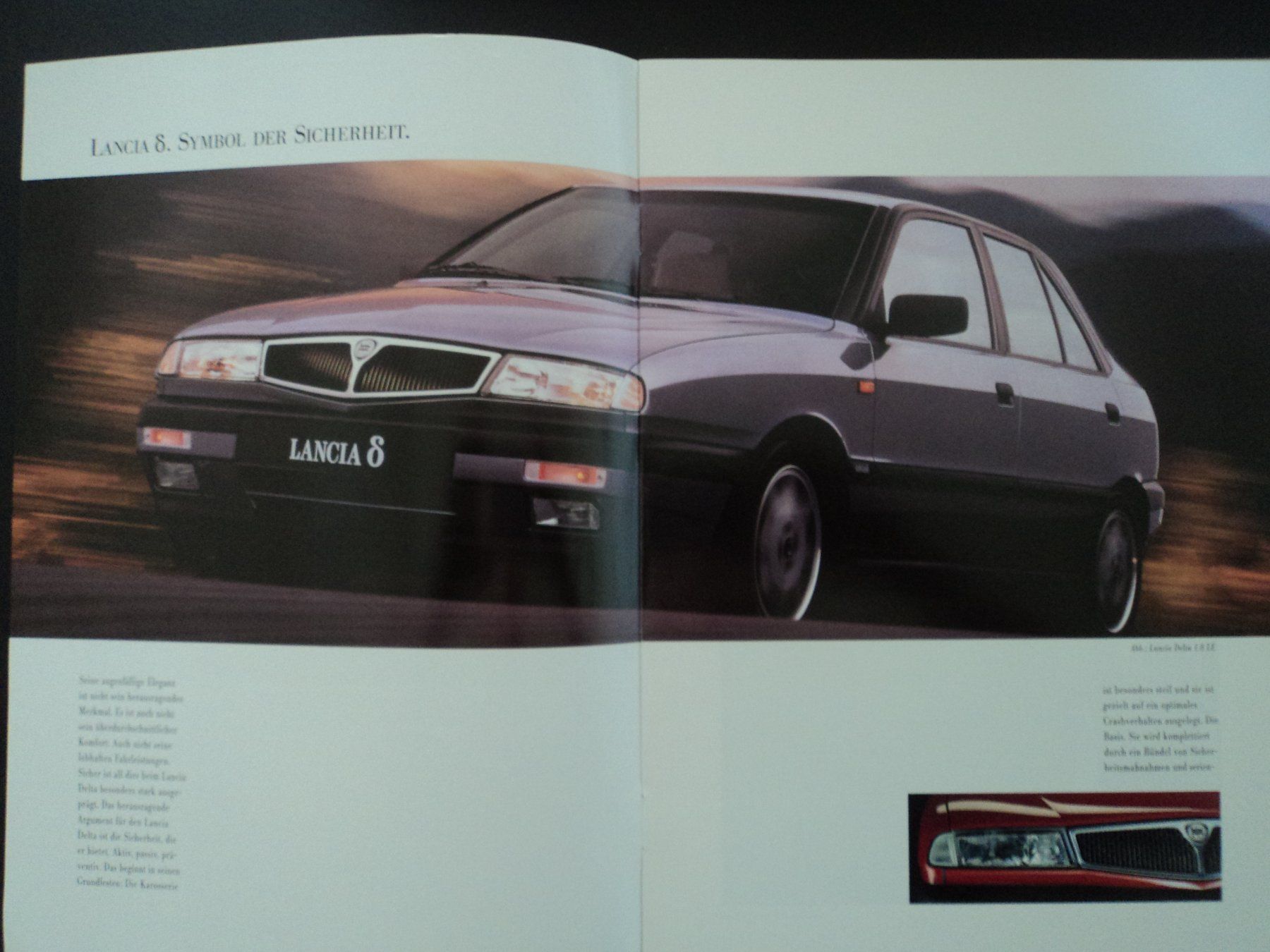 Lancia Dokumente: Prospekt Lancia Delta 1993 mit HF Turbo – Gebraucht aus Schwarzenburg von modelCARama