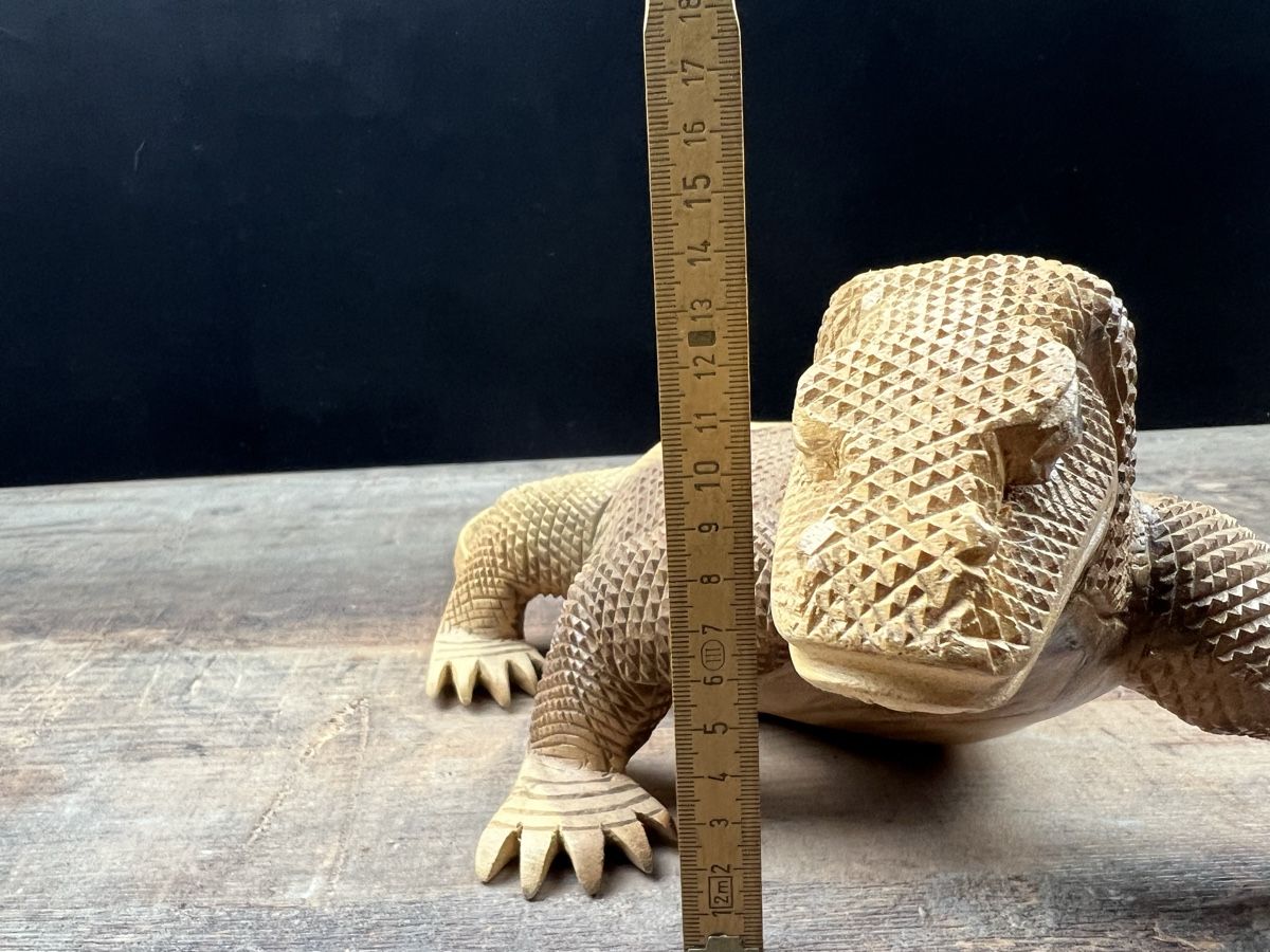 Statuette: Holz Komodowaran schöner Waran – Usato da Hallau venduto da R.R.91 2