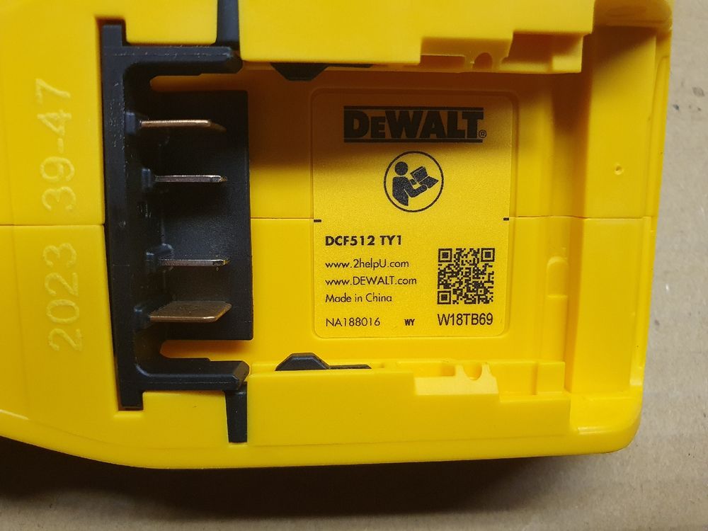 DeWALT Akku-Ratsche DCF 512 | Kaufen auf Ricardo