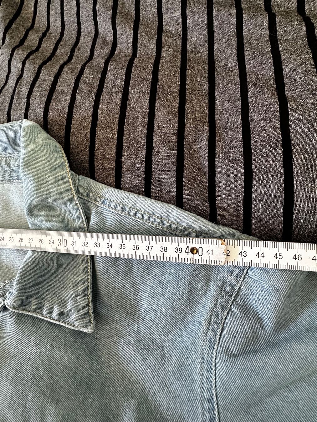 Chemisiers: Leichte Jeansbluse, Gr. S – D'occasion à Haldenstein par enie123 3