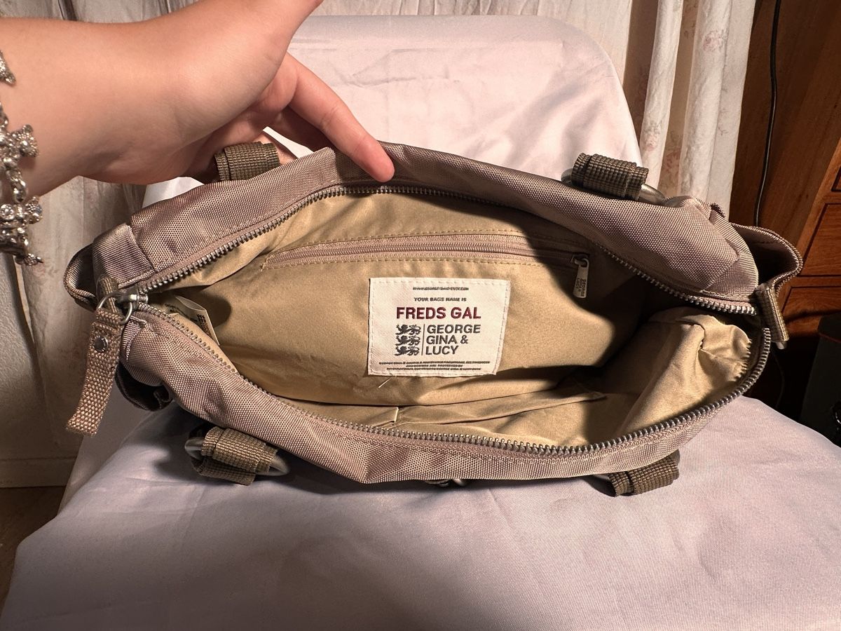 George Gina & Lucy Borse: GG&L 'Freds Gal' Handtasche – Nuovo (secondo la descrizione) da Buchs AG venduto da Amethyst_01 3