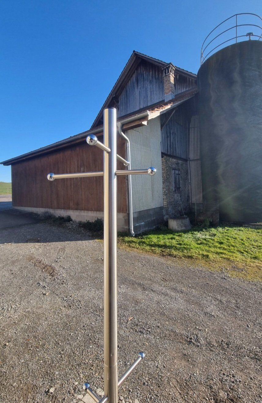 Altro in Decorazioni & Accessori: Garderobeständer/Kleiderständer – Usato da Jonen venduto da Juliette_St 1